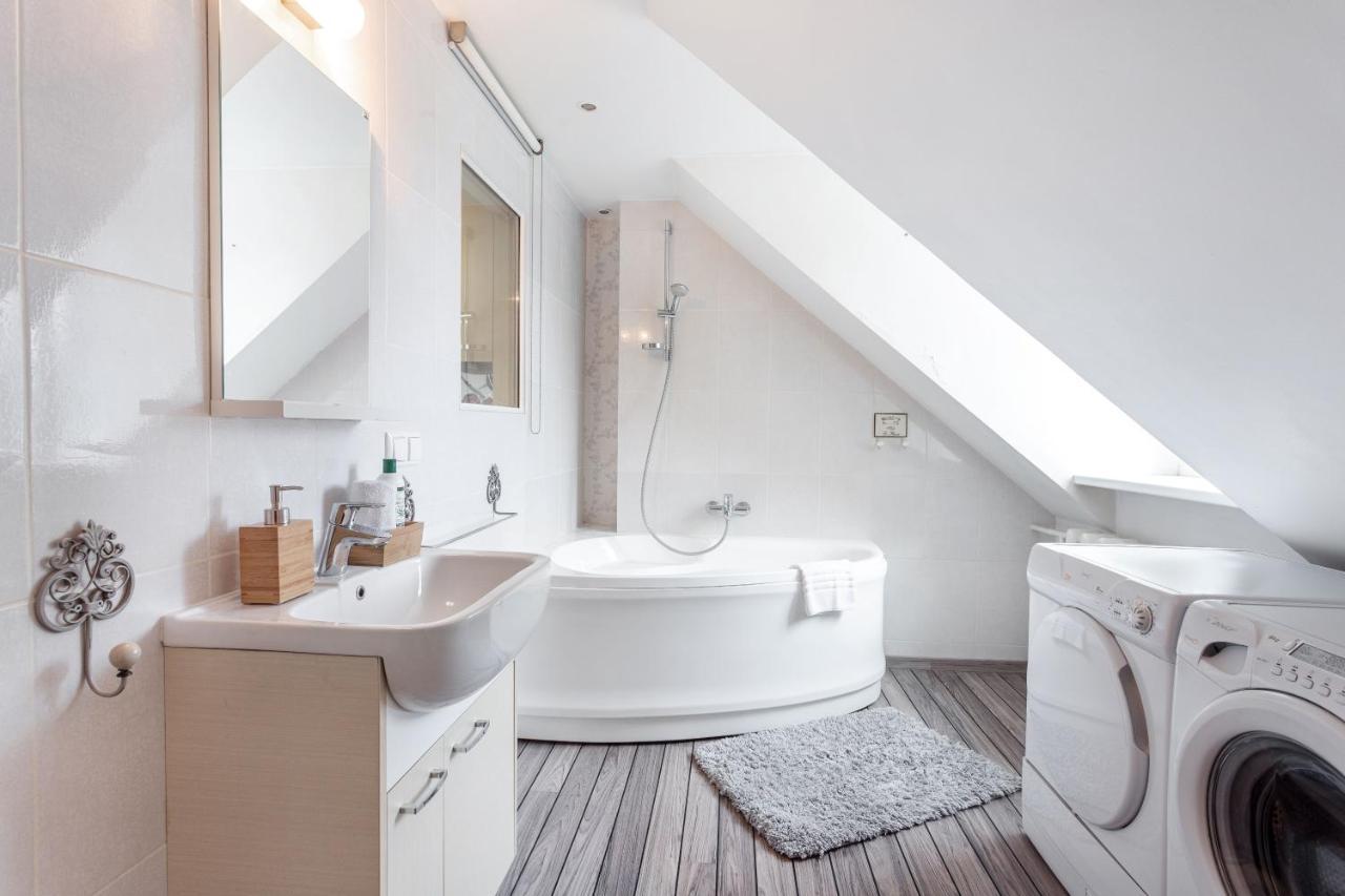 Castle View Apartment By Reside Baltic Βίλνιους Εξωτερικό φωτογραφία