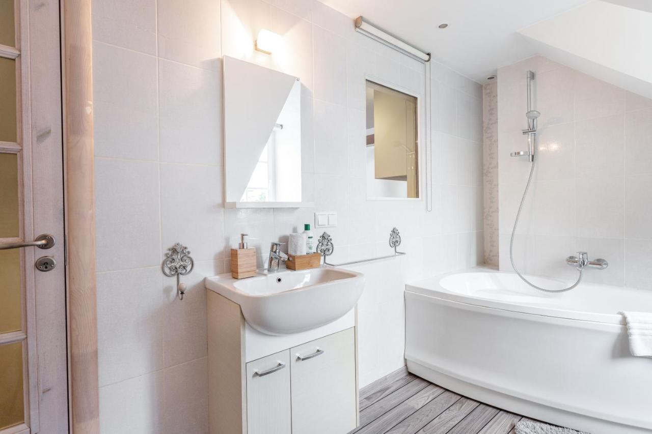 Castle View Apartment By Reside Baltic Βίλνιους Εξωτερικό φωτογραφία